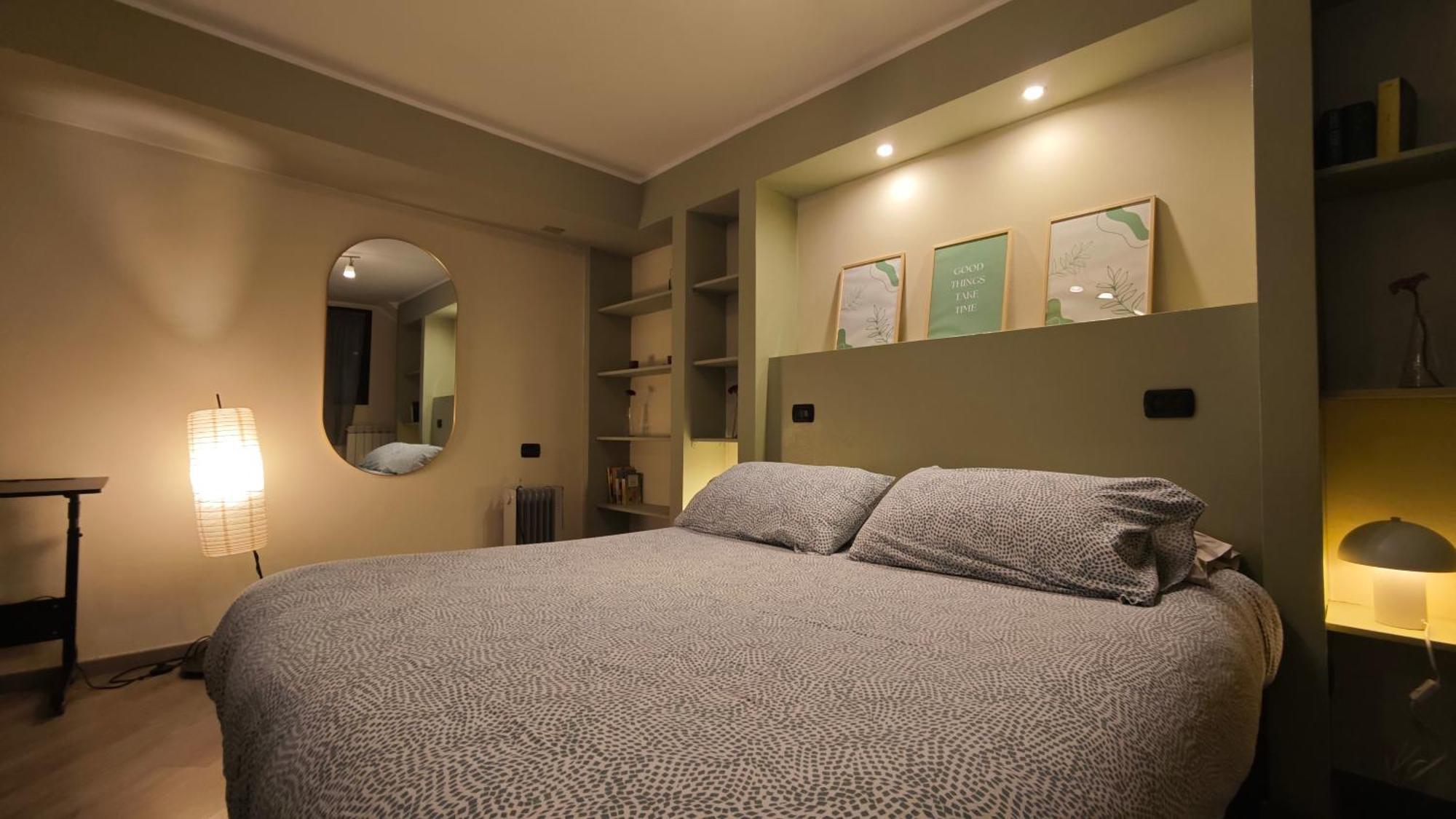 Appartamento Aleph With Private Parking, Next Train Station Como Zewnętrze zdjęcie